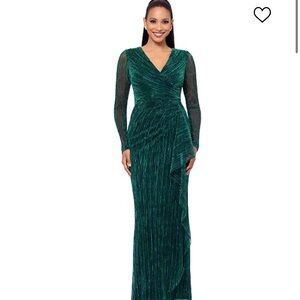 BETSY & ADAM
Women's Metallic Draped Long-Sleeve Gown